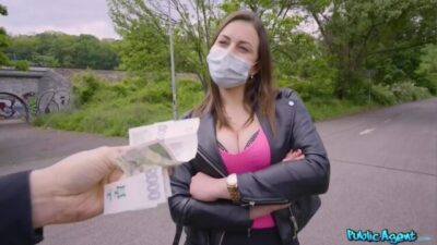 سكس مقابل المال نيك فى الشارع بزاز كبيرة